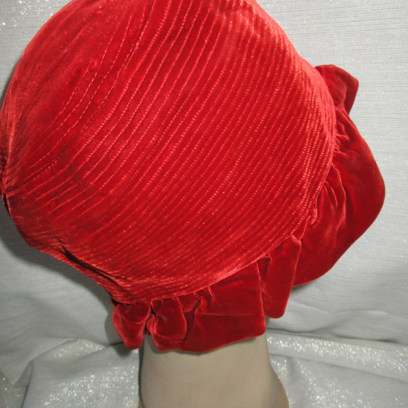 VTG SALLY VICTOR VELVET RED CLOCHE FLAPPER HAT main image 6
